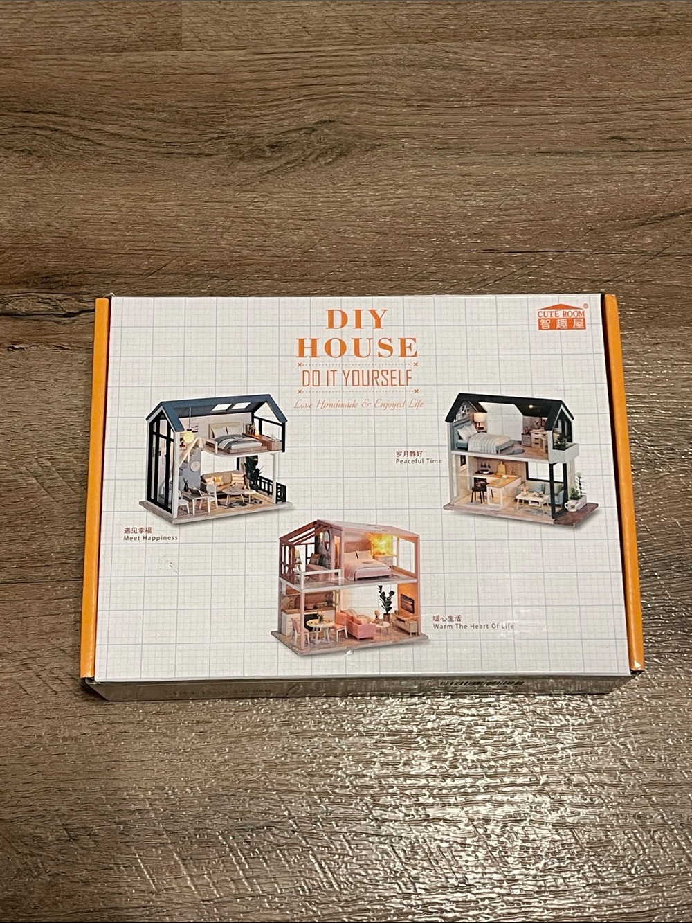 BNWT DIY House Miniature Kit - Orange & White Decorative Model